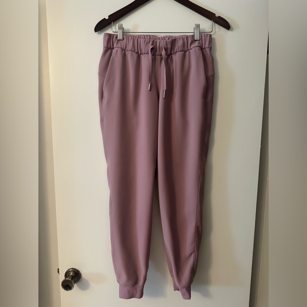 Lululemon On The Fly Jogger Pink Taupe Size 6